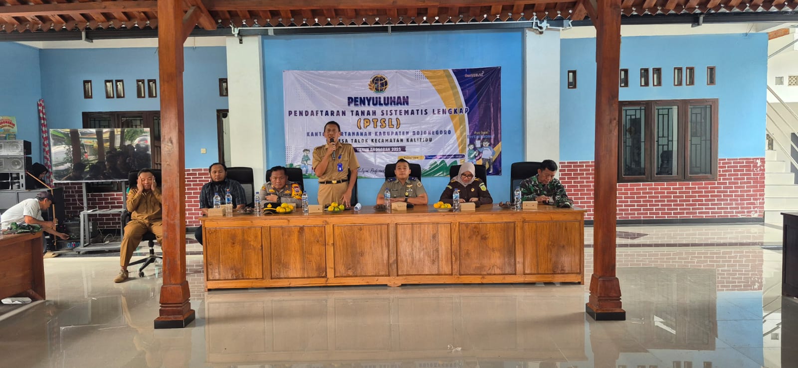 PENYULUHAN PENDAFTARAN TANAH SISTEMATIS LENGKAP (PTSL) DI DESA TALOK, KECAMATAN KALITIDU