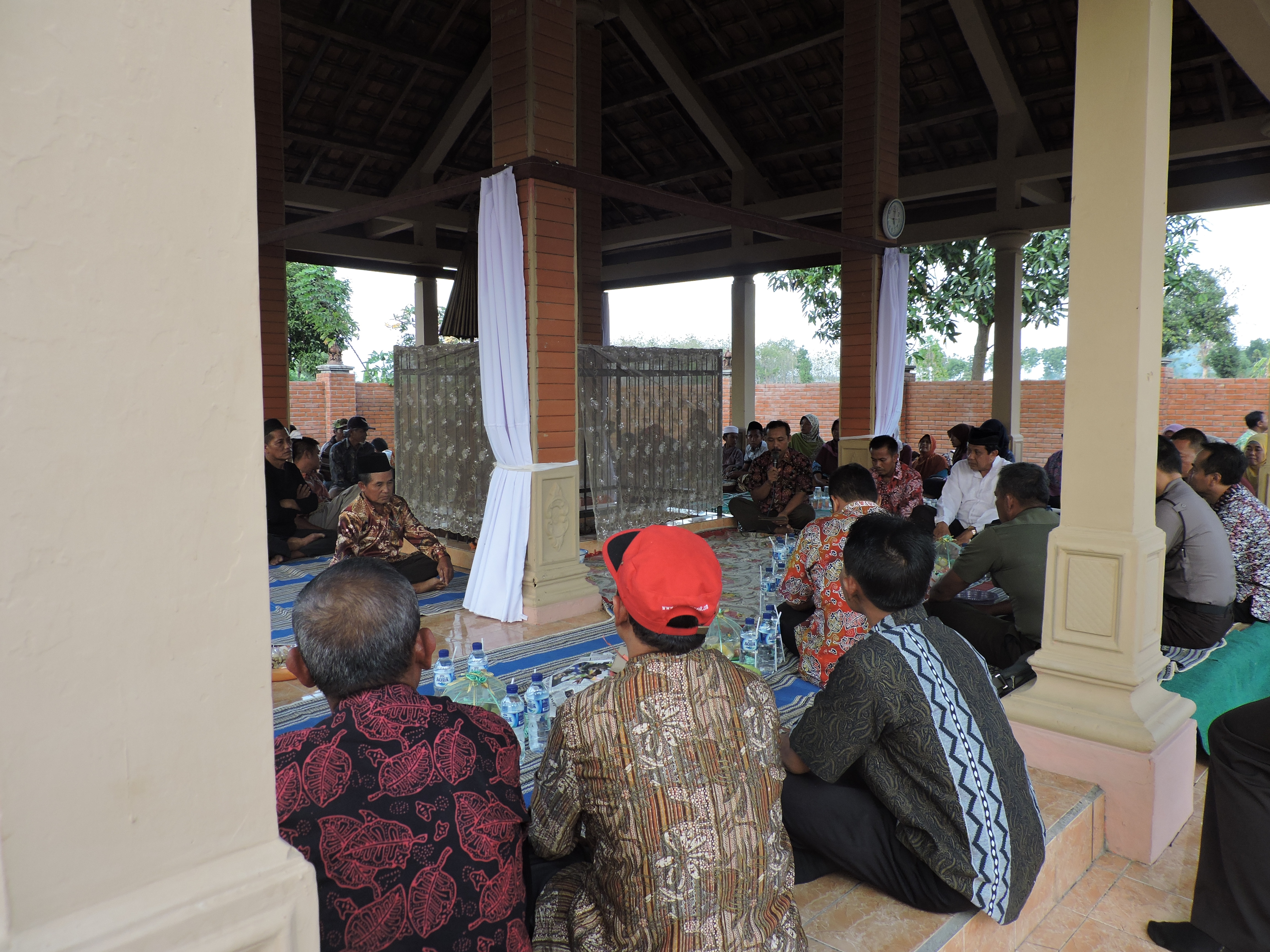 ZIARAH KE PETILASAN ANGLING DHARMA
